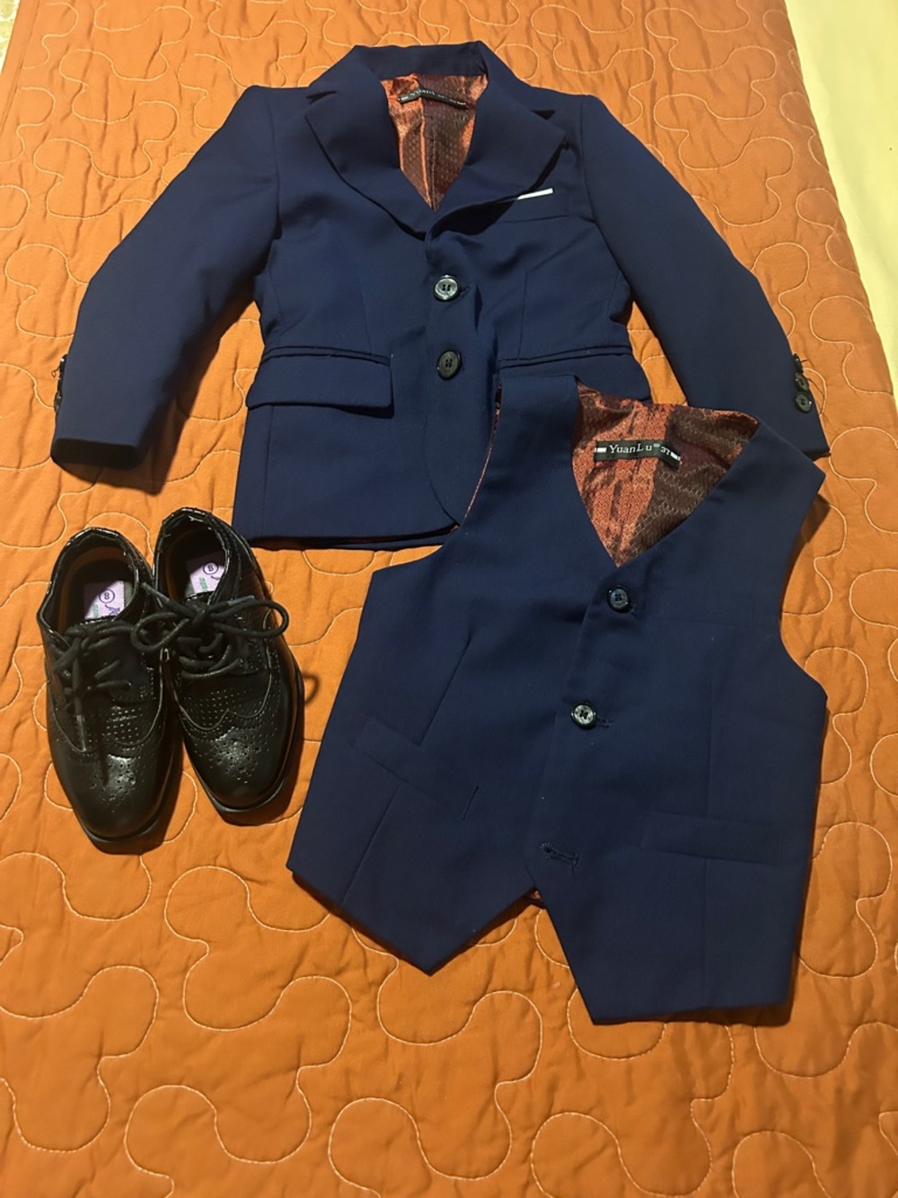 Worn1x Yuan Lu Boys Navy 3-Piece Tuxedo Suit - Size 3T & Shoes - Size 8 - Picture 9 of 10